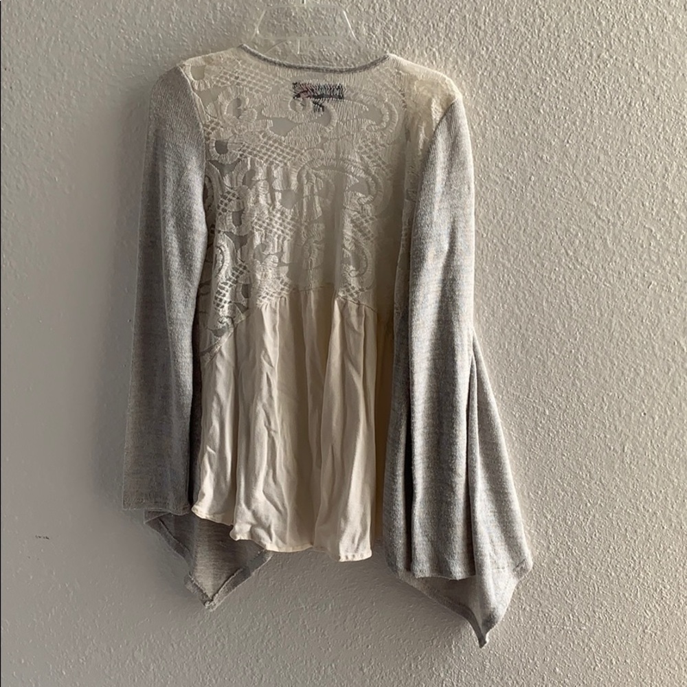 Cardigan - Picture 2 of 3